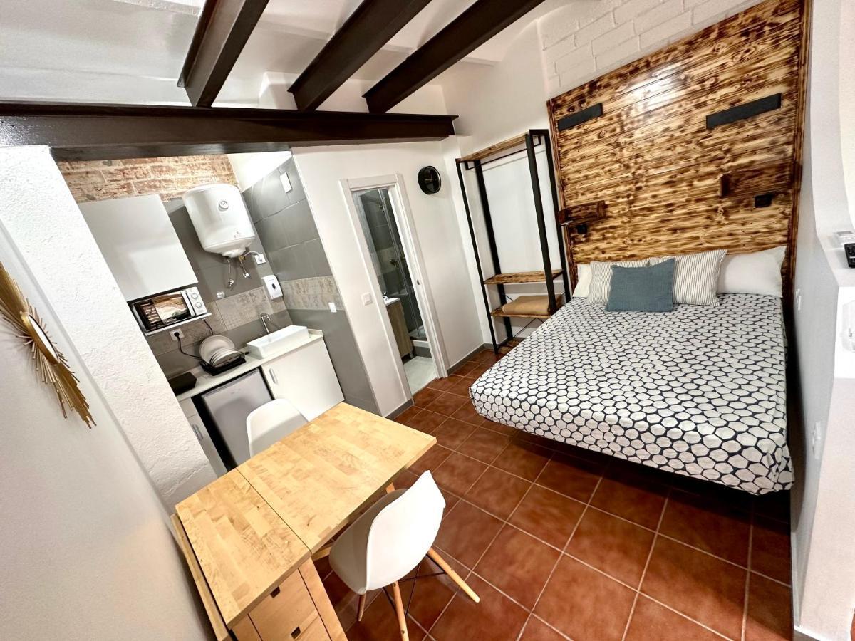 Nuevos Apartamentos Frente Al Mar Y A La Playa Castelldefels Esterno foto