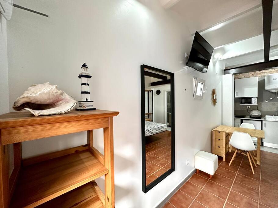 Nuevos Apartamentos Frente Al Mar Y A La Playa Castelldefels Esterno foto